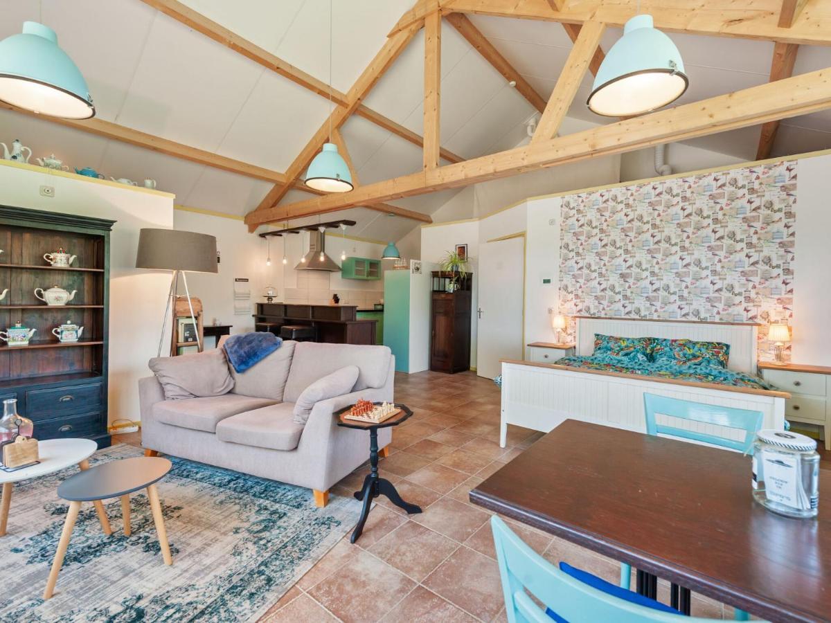 Enticing Holiday Home In Eastermar Near Burgumer Mar Lake Hoogzand Экстерьер фото