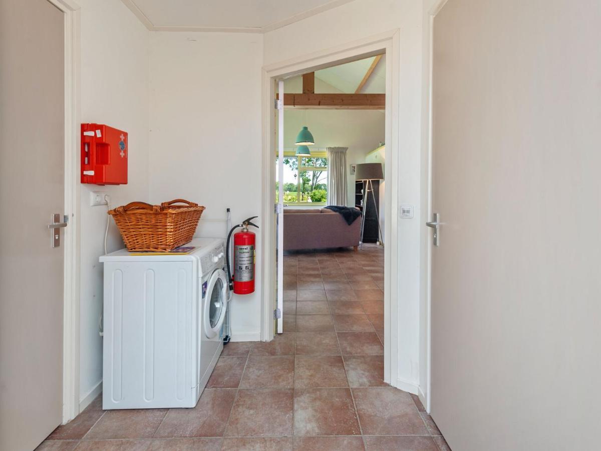 Enticing Holiday Home In Eastermar Near Burgumer Mar Lake Hoogzand Экстерьер фото